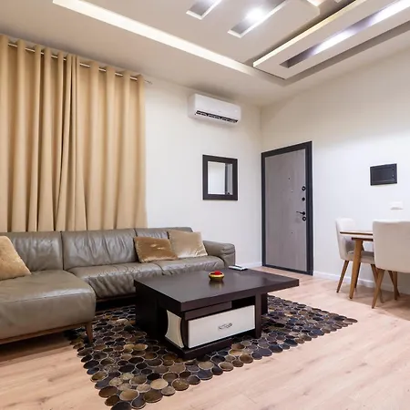 Elite Flats 2 Апартаменты *