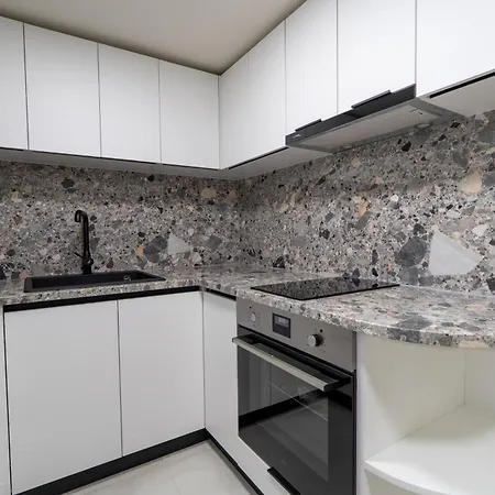 Elite Flats 2 Тирана