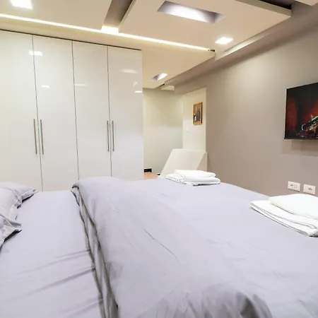 Apartament Elite Flats 2 *