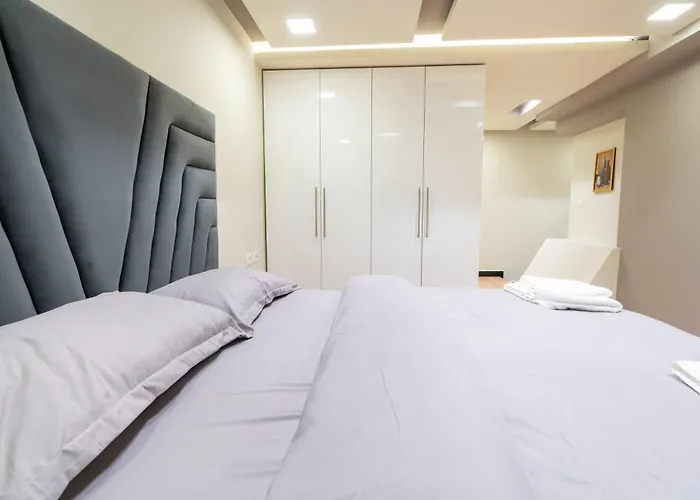 Apartament Elite Flats 2 *